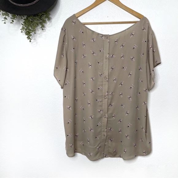 Torrid tan butterfly / moth top - Picture 4 of 4